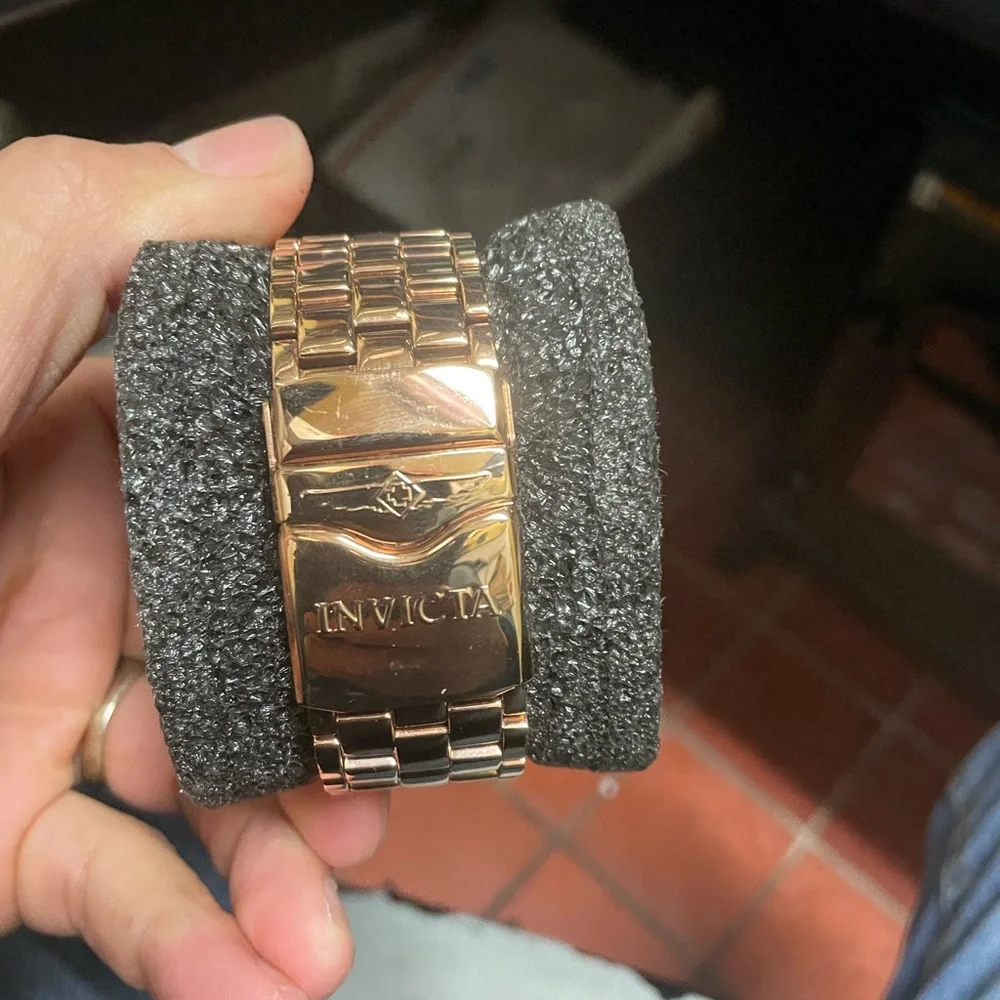 Invicta - Picture 3 of 4